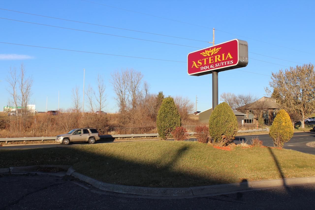 Coratel Inn And Suites Maple Grove Eksteriør billede