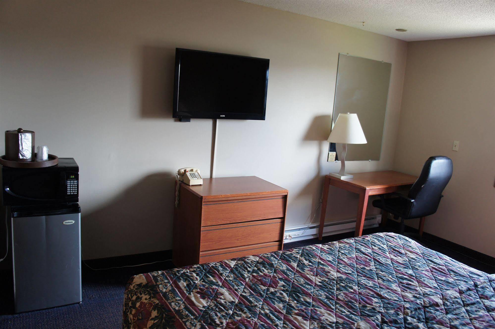 Coratel Inn And Suites Maple Grove Eksteriør billede